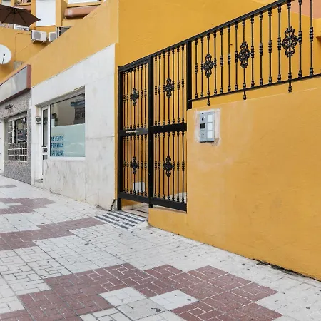 Dom wakacyjny Pleasant In With Nearby Torremolinos