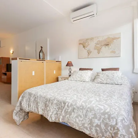Vakantiehuis Pleasant In With Nearby *